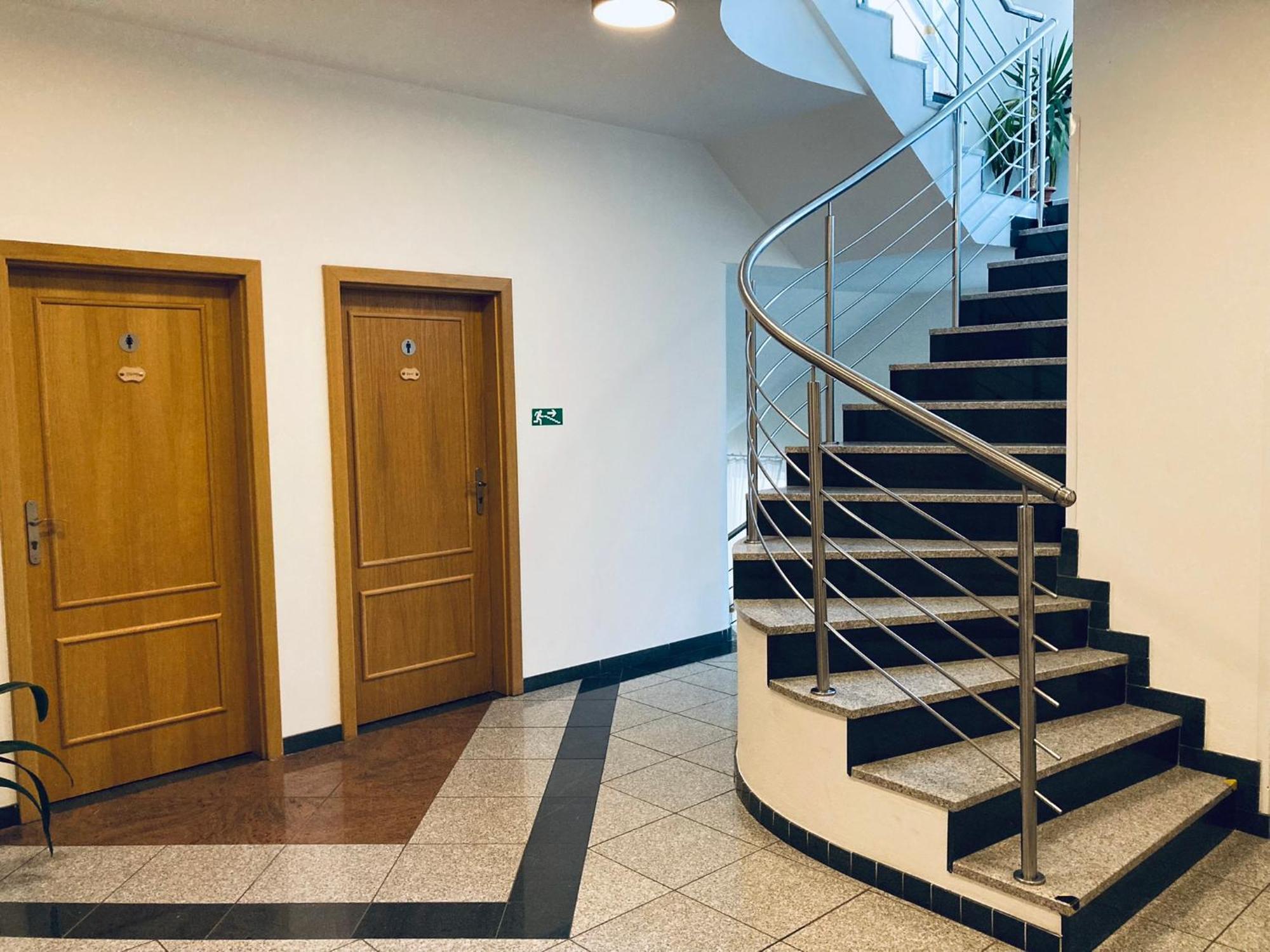 Penzion Hotelu Central Dvůr Králové nad Labem Exterior foto
